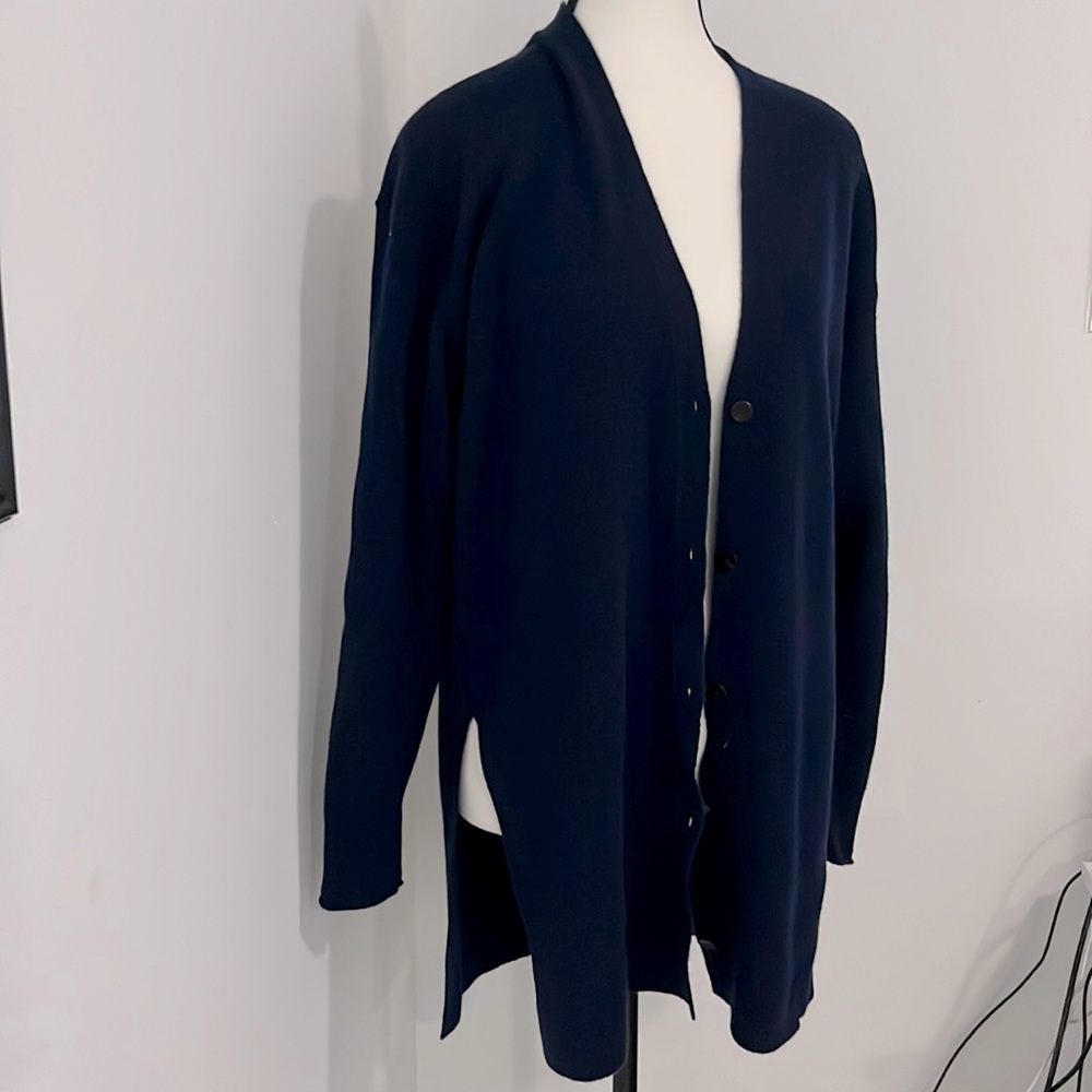 Theory wool and cashmere navy long cardigan with slits on side of body